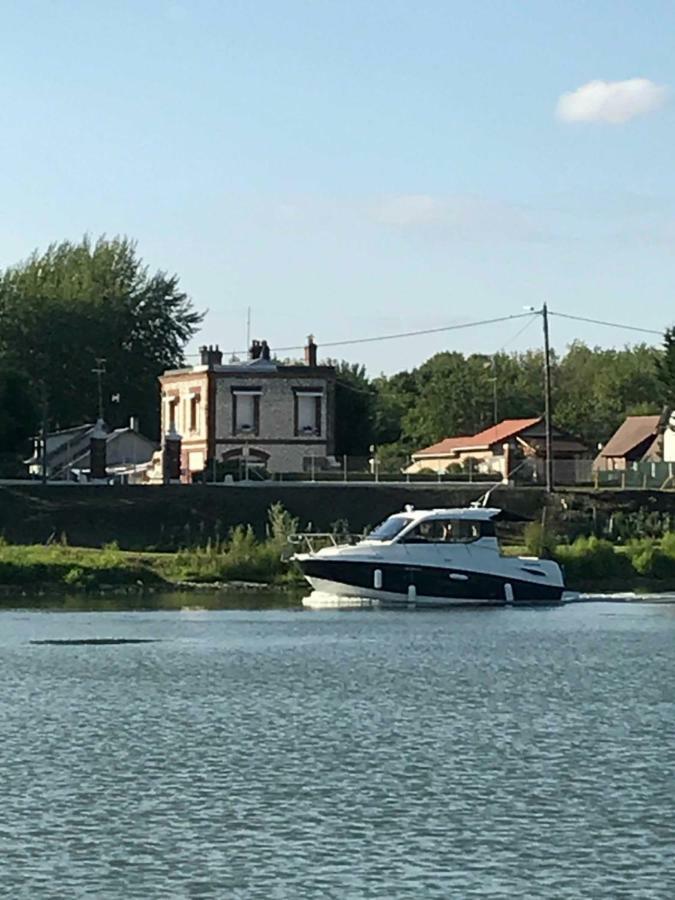 La Maison Des Pecheurs Saint-Pierre-du-Vauvray Eksteriør billede
